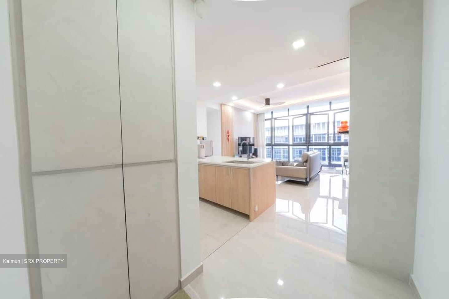 Symphony Suites (D27), Condominium #528325551